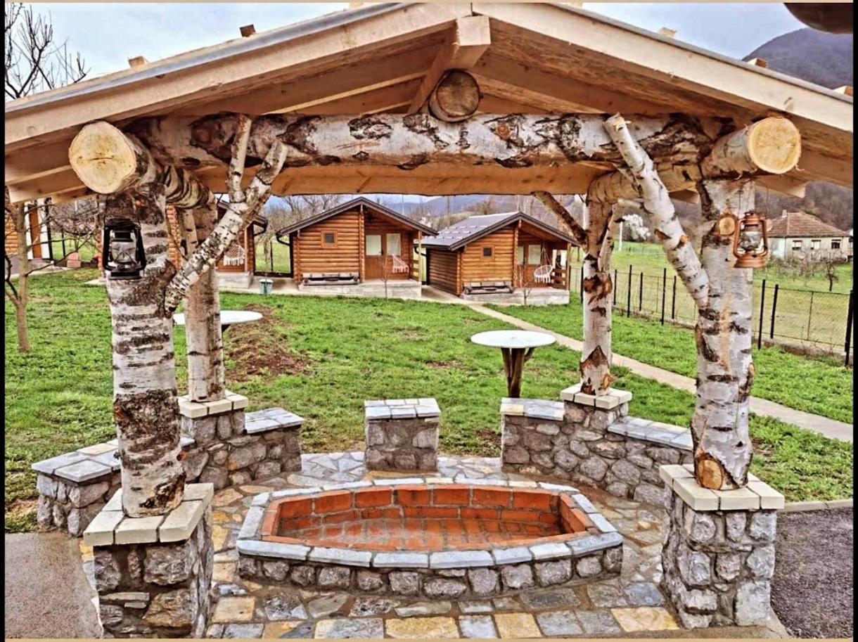 Holiday Bungalows & Food Plav Exterior foto